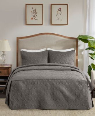 Madison Park - Quebec 3 Piece Queen Fitted Bedspread Set