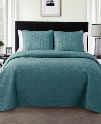 VCNY Home - Caroline Embossed Floral 3-Pc. Full/Queen Quilt Set